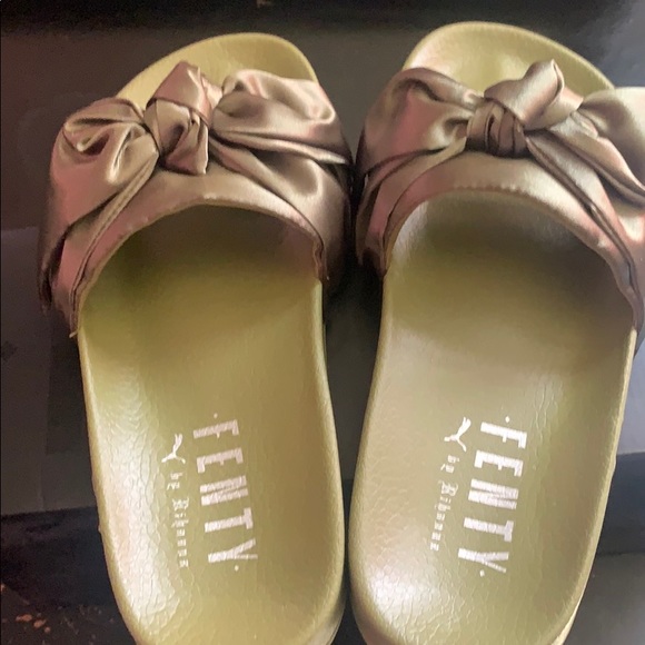 Fenty Puma Slides - Picture 2 of 5